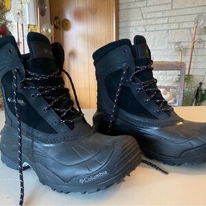 Columbia Men's Black Winter Boots